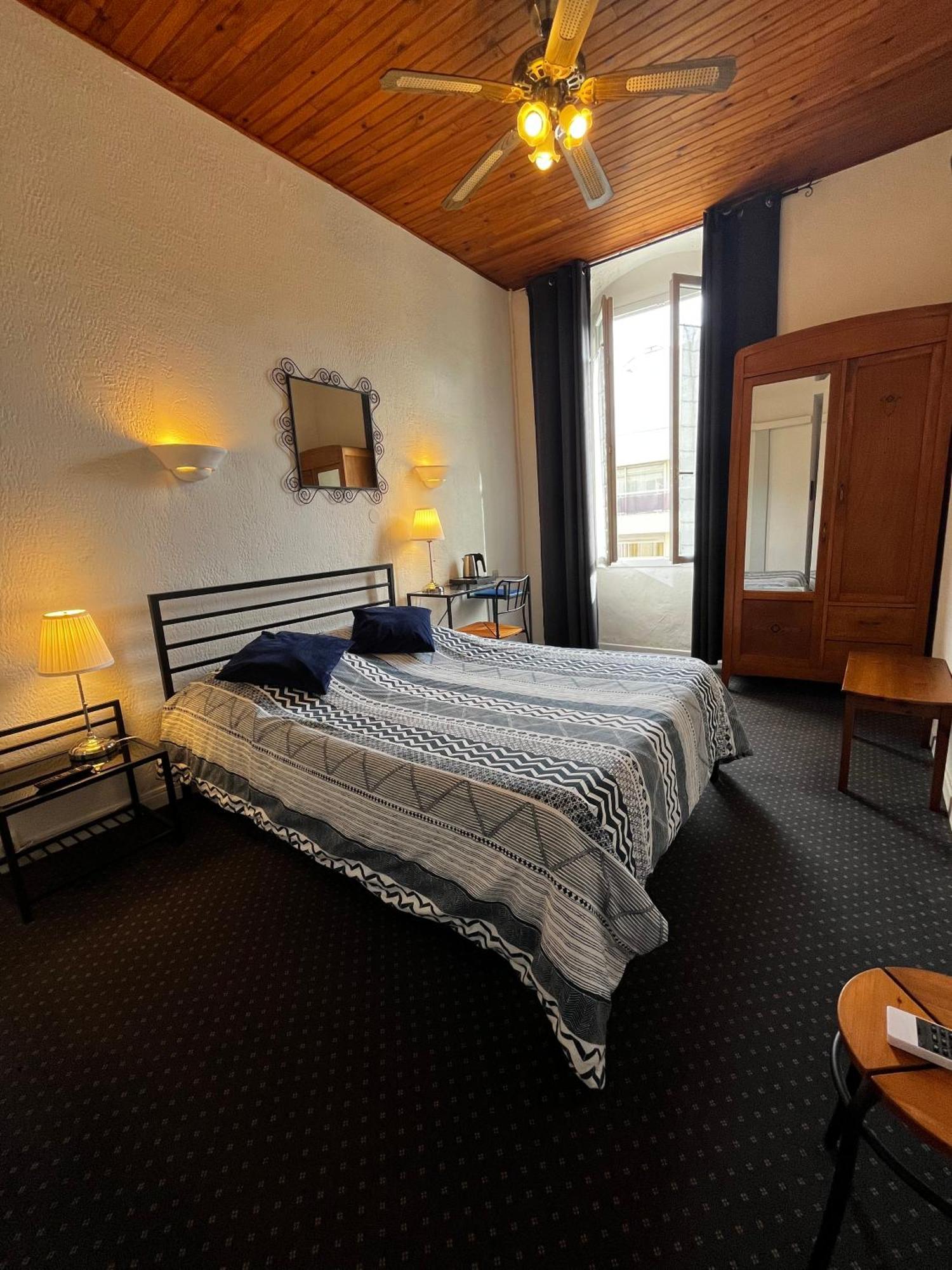 Nouvel Hotel Saint-Raphaël エクステリア 写真